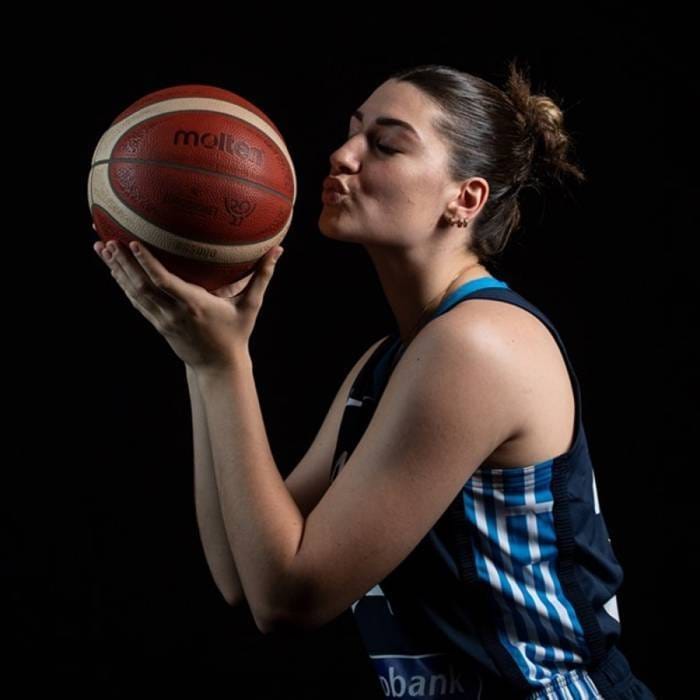 Yunan güzeli geliyor: Afrodit Maria Beşiktaş'ta 4